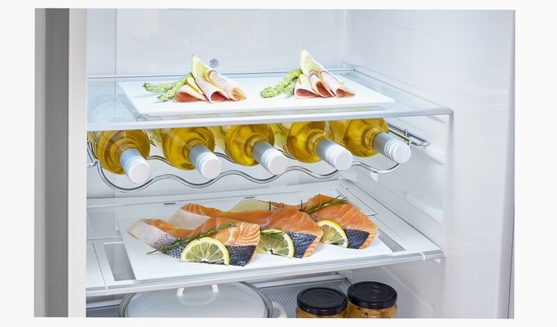 LG Frigorifero Combinato con Display LED A 375lt