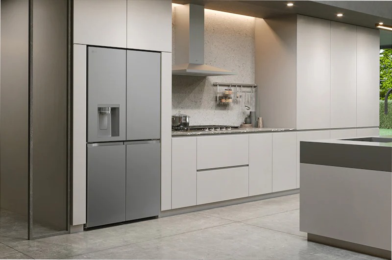 Frigorifero Multidoor LG E+ + Microonde 25 Litri Nero E 641lt Libera