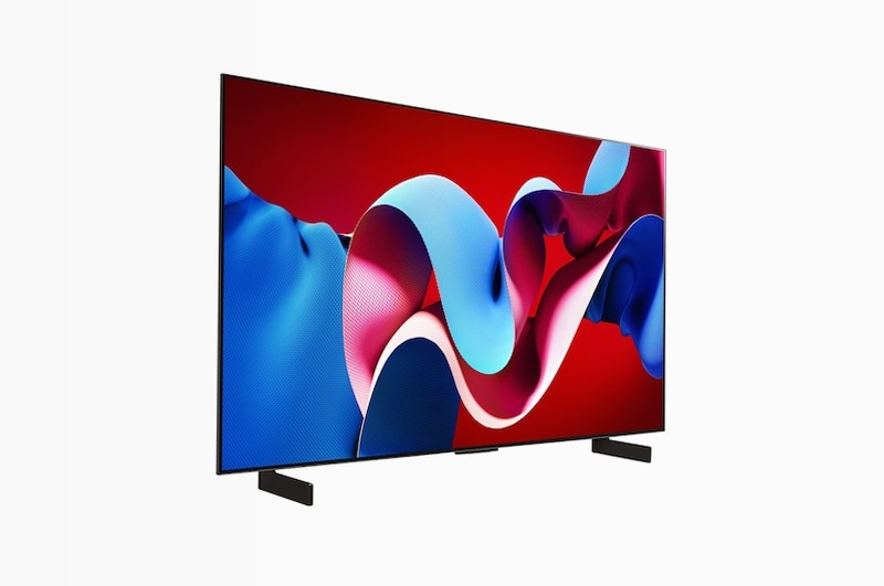 TV 77 pollici LG OLED evo AI + TV 42 pollici LG OLED evo AI HD