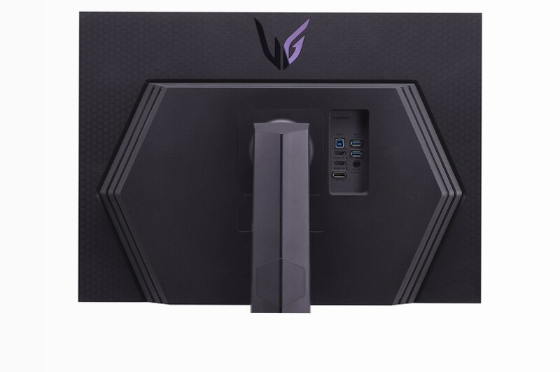 Monitor Gaming LG 32'' 32GQ950-B Fucsia