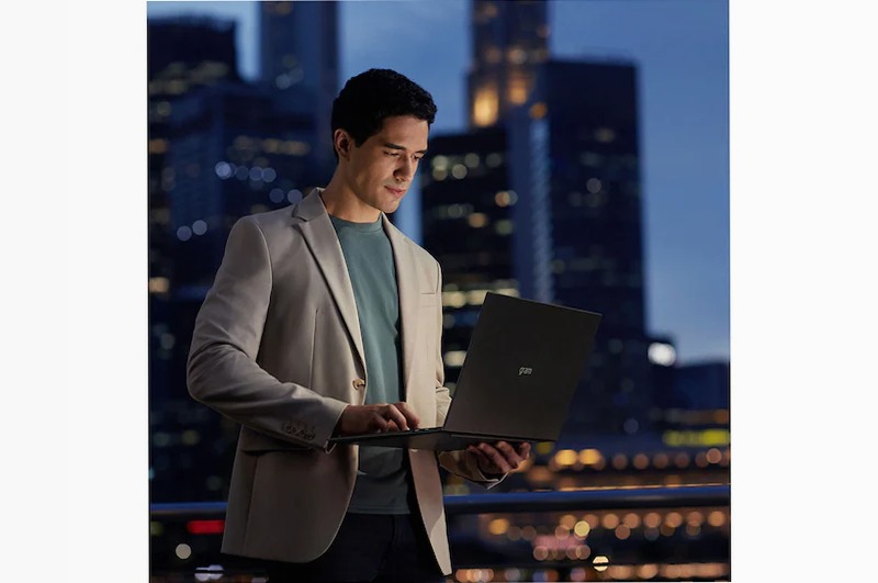 LG gram 17Z90R - Notebook Ultraleggero con Windows 11 Pro 16