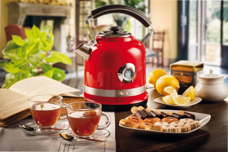 Bollitore Elettrico Rosso | Linea Moderna Blu