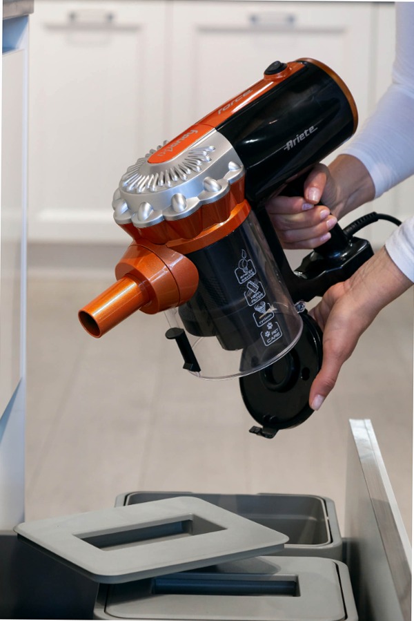 Scopa elettrica 2in1 Handy Force Ariete 2361