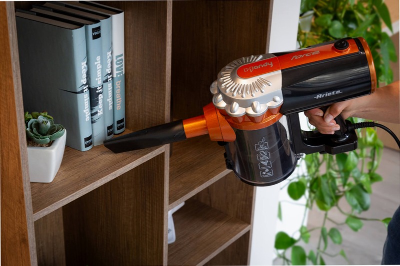 Scopa elettrica 2in1 Handy Force Ariete 2361