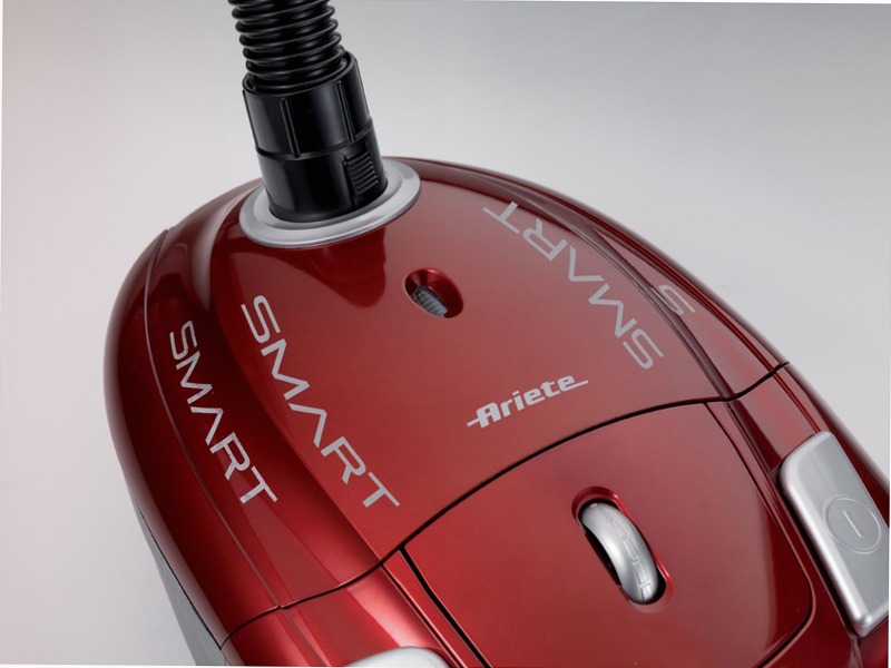 Aspirapolvere a traino Ariete 2735