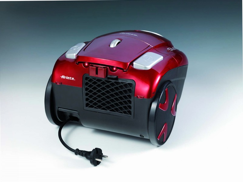 Aspirapolvere a traino Ariete 2735
