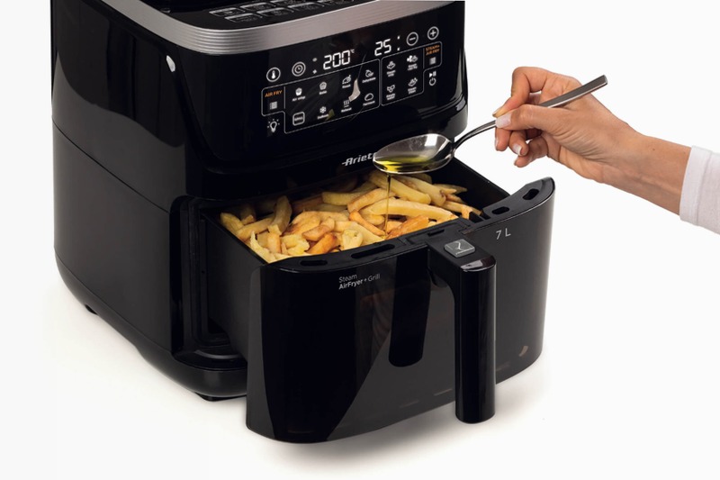 Friggitrice ad Aria con Vapore e Grill - 4636 Ariete Nero 7lt