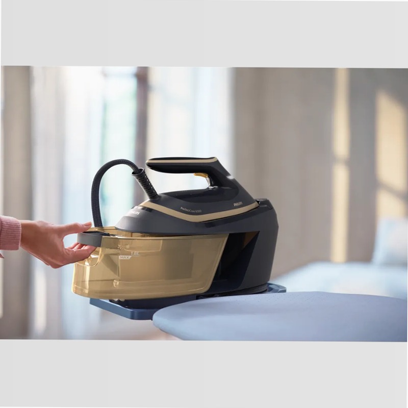 Ferro da stiro Philips PerfectCare Serie 6000