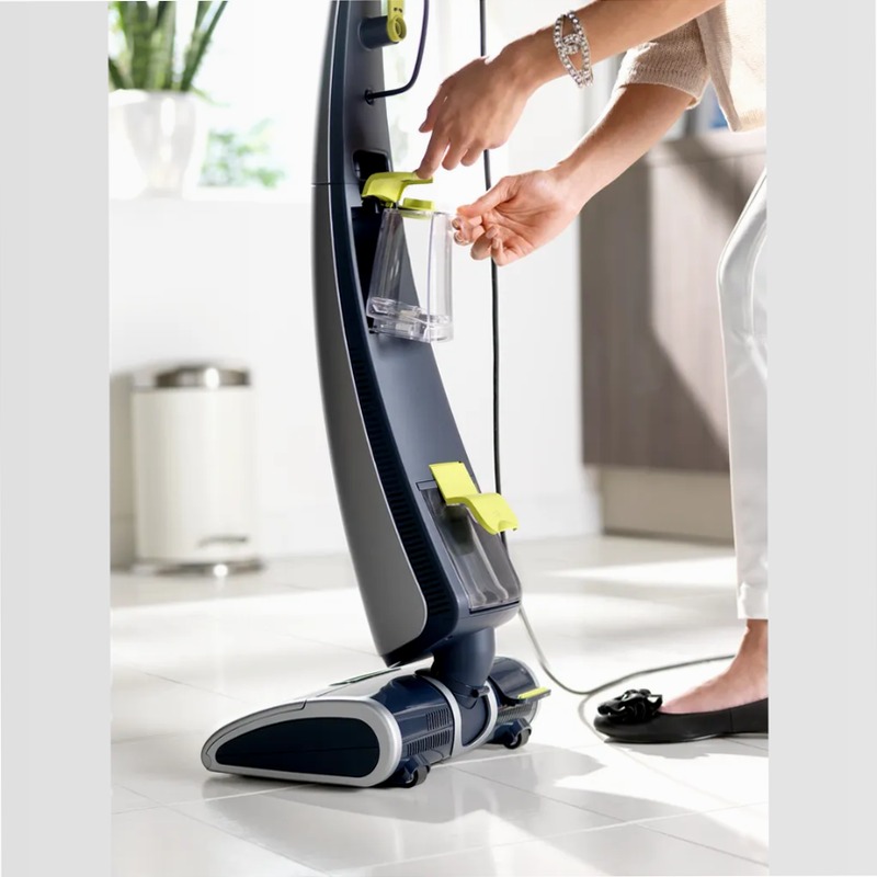 AquaTrio Philips: Aspira, Pulisci e Asciuga in Unico Passaggio 0.65lt 500W