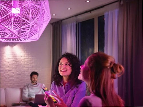 Lampadina singola E27 - Illumina la tua casa con colore e tecnologia