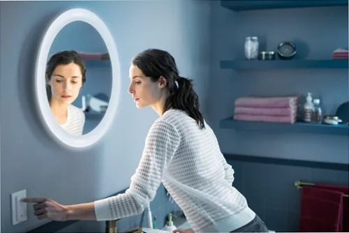 Specchio illuminato Adore - Bagno Moderno Bianco
