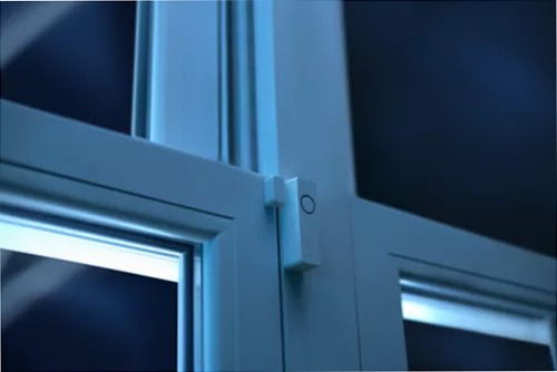 Secure Contact Sensor - Sicurezza per le tue porte e finestre