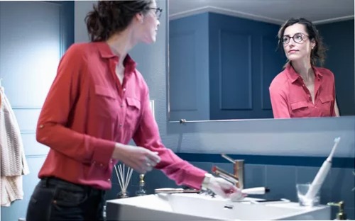 Luce specchio Adore - Lampada da parete per bagno Acciaio