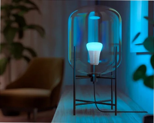 A60 - Lampadina connessa E27 - 800