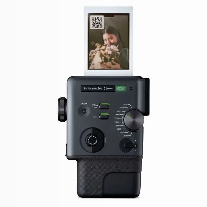 Instax Mini Evo Cinema™: Fotocamera, Stampante e Videocamera in Uno
