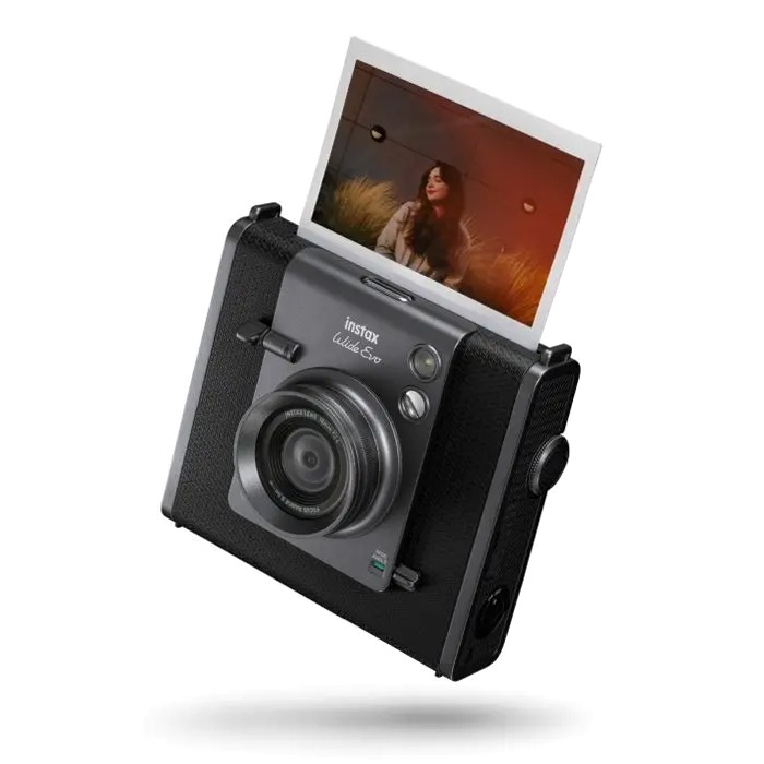 Instax WIDE Evo™: Creatività senza Compromessi