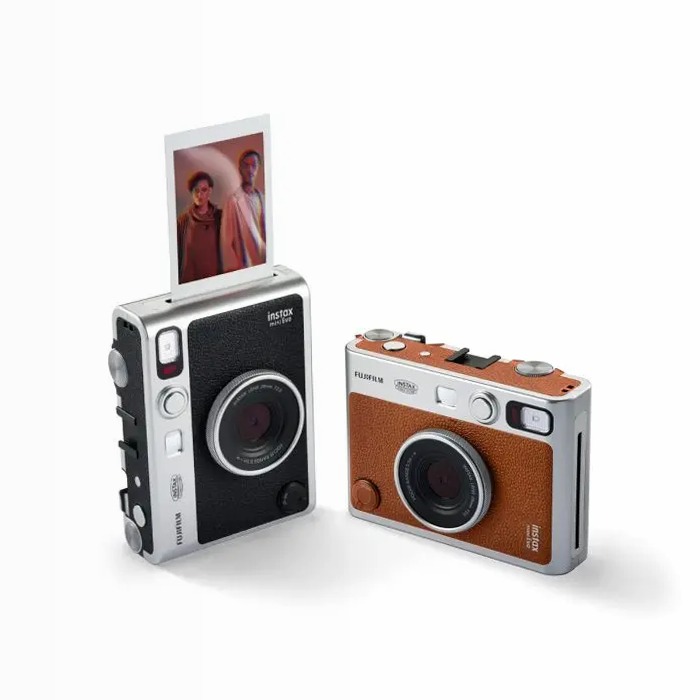 Instax Mini Evo™: Creatività in Fotografia