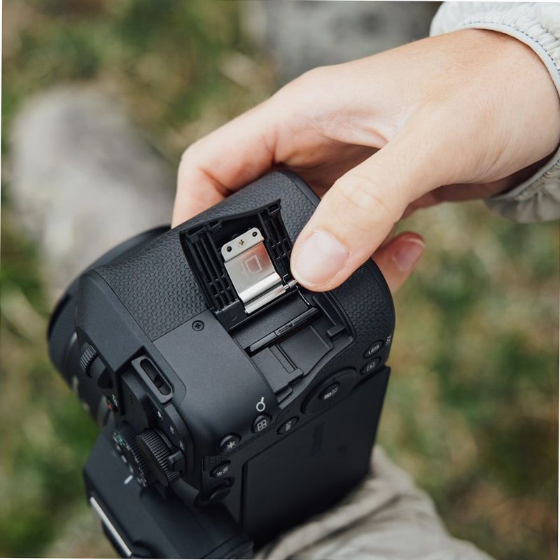 Fotocamera Mirrorless Canon EOS R8 Mark II + Obiettivo RF 24-105mm