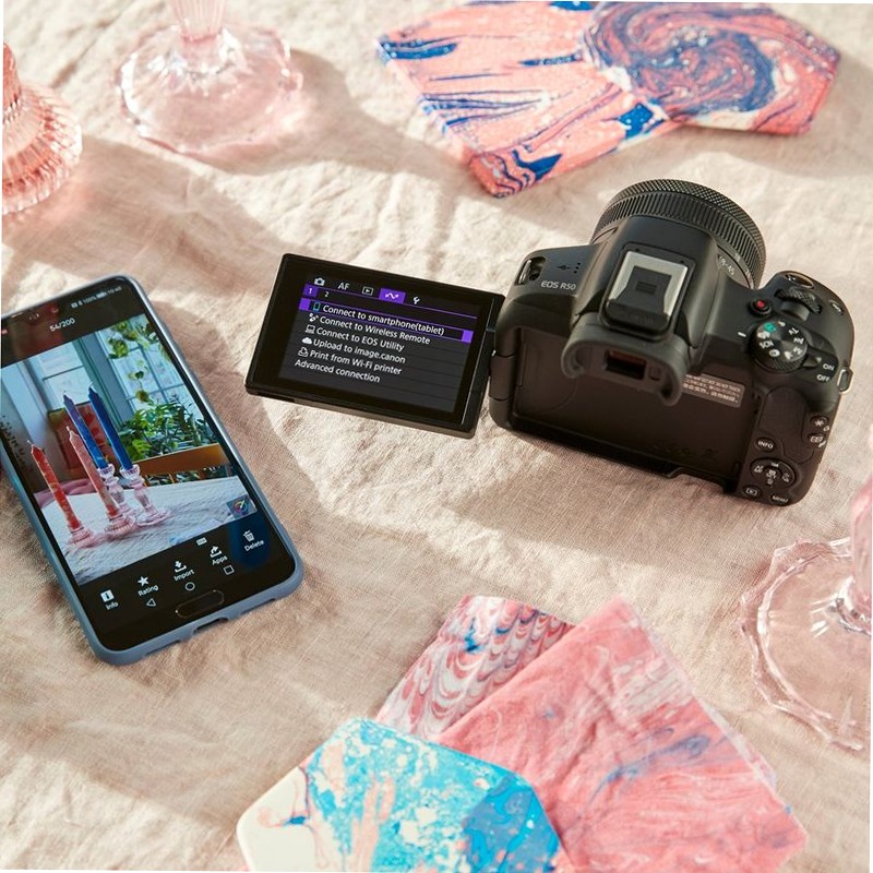 Canon EOS R50 Nero: Fotocamera Mirrorless Professionale