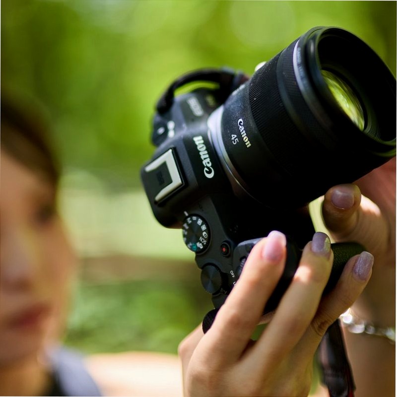 Obiettivo Canon RF 45mm F1.2 STM 1.2f/