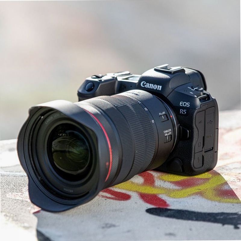 Canon EOS R5 Mirrorless: Fotografa con Creatività