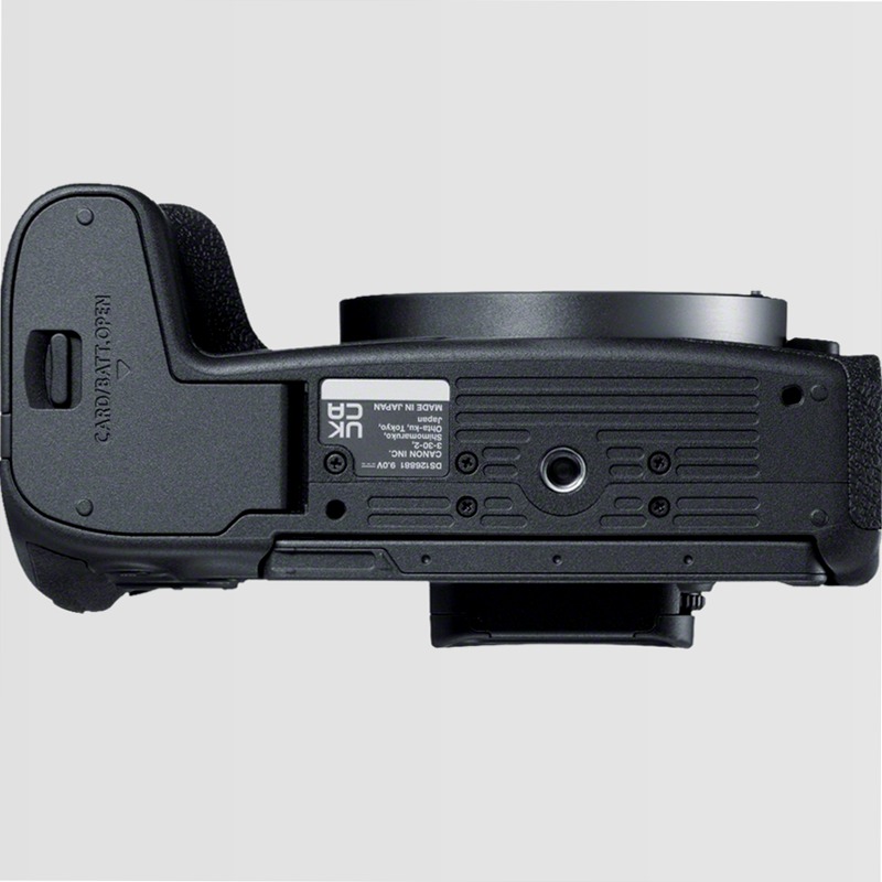 Fotocamera Mirrorless Canon EOS R8 e Obiettivo RF 24-105mm F4.0-7.1 IS STM