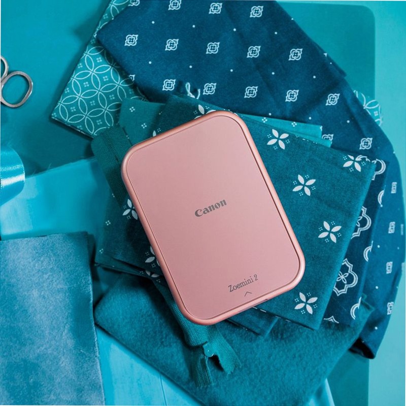 Stampante fotografica portatile a colori Canon Zoemini 2, rosa gold + Carta fotografica ZINK™ 5 x 7,6 cm (20 fogli) + Carta adesiva circolare ZINK™ 3,3 cm (10 fogli) 50ppm