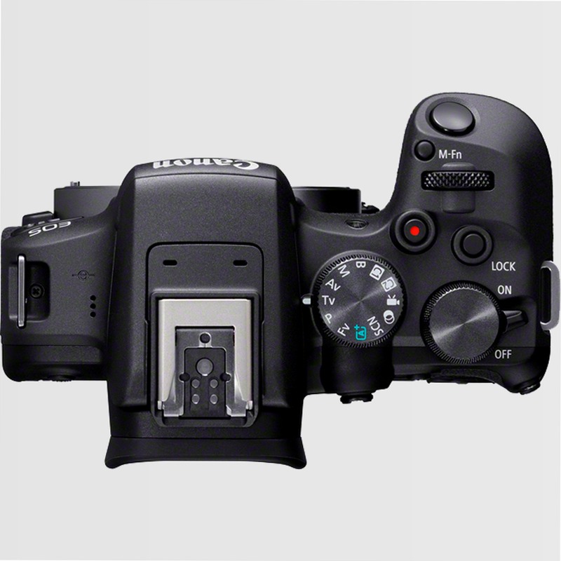 Fotocamera Mirrorless Canon EOS R10 + Obiettivo RF-S 18-150mm