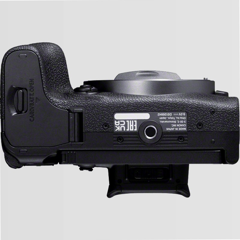 Fotocamera Mirrorless Canon EOS R10 + Obiettivo RF-S 18-150mm
