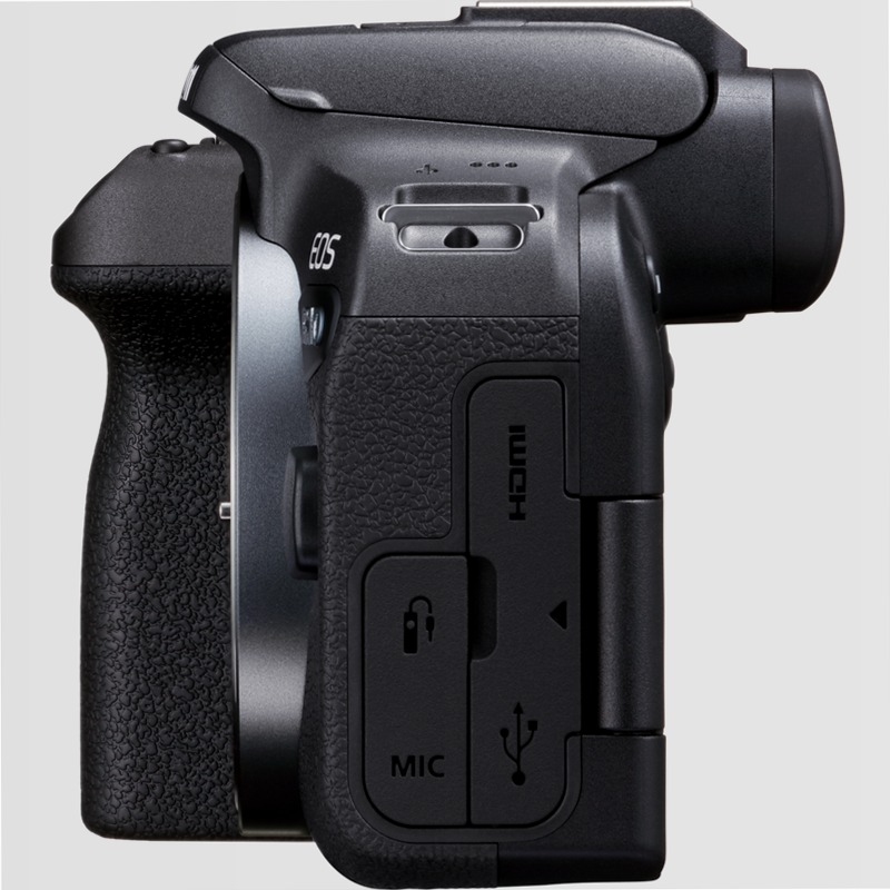 Fotocamera Mirrorless Canon EOS R10 + Obiettivo RF-S 18-45mm