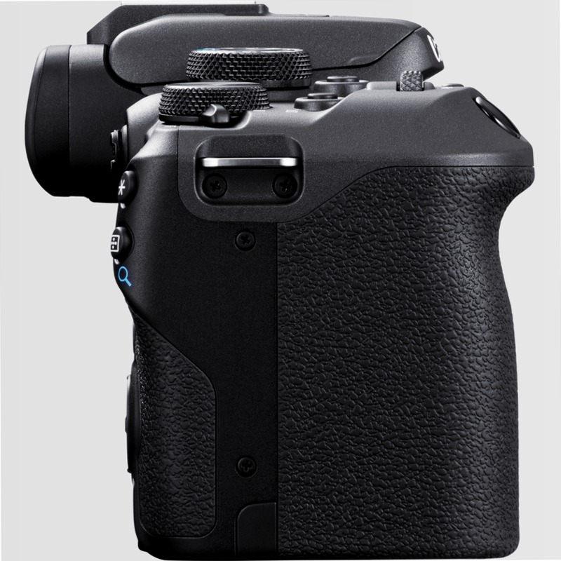 Fotocamera Mirrorless Canon EOS R10 + Obiettivo RF-S 18-45mm