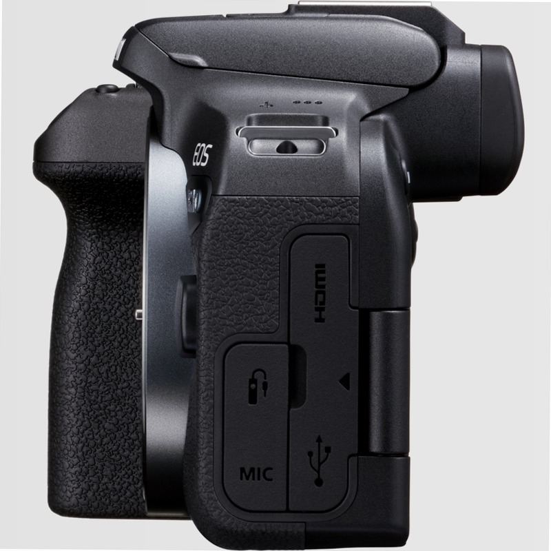 Fotocamera Mirrorless Canon EOS R10 + Obiettivo RF-S 18-45mm