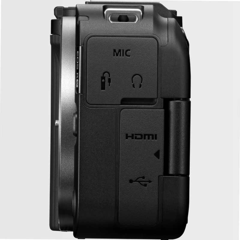 Videocamera Mirrorless Canon EOS R50 V + Obiettivo RF-S 14-30mm 4f/
