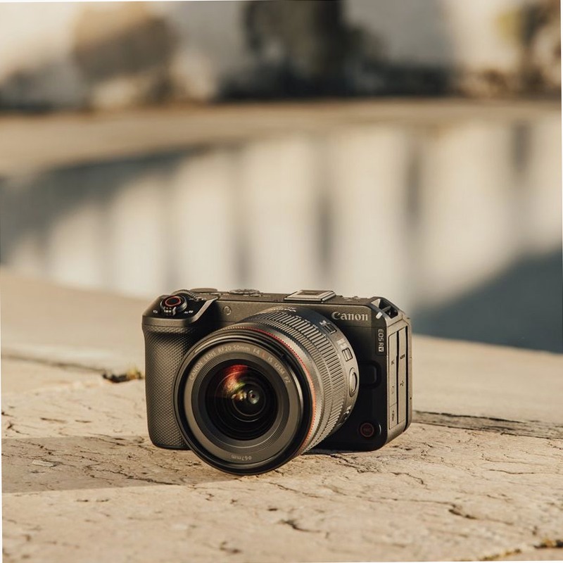 Fotocamera Mirrorless Canon EOS R6 V + Obiettivo RF 20-50mm F4L IS USM PZ