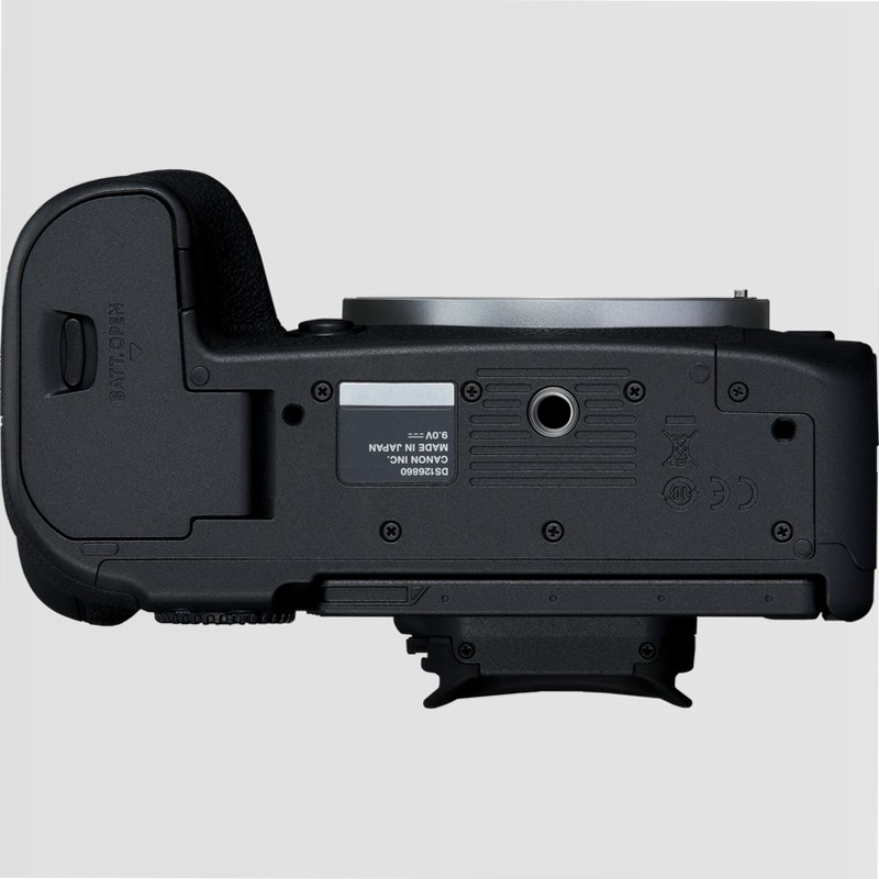 Fotocamera Mirrorless Canon EOS R6 Mark II + Obiettivo RF 24-105mm F4-7.1 IS STM 4f/