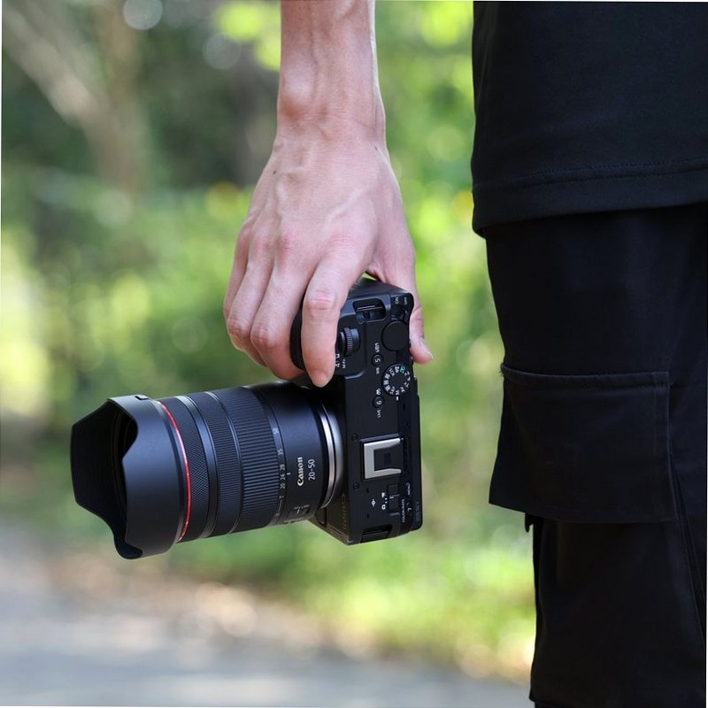 Obiettivo Canon RF 20-50mm F4L IS USM PZ