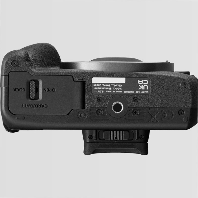 Fotocamera Mirrorless Canon EOS R100 + Obiettivi