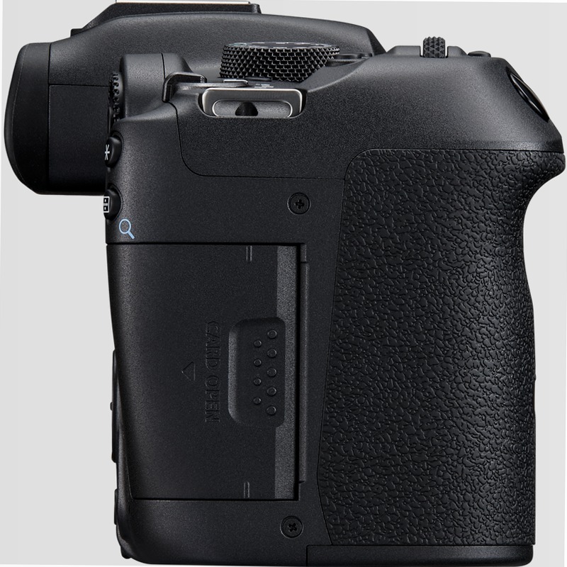 Fotocamera Mirrorless Canon EOS R7 + Obiettivo RF-S 18-150mm 5f/