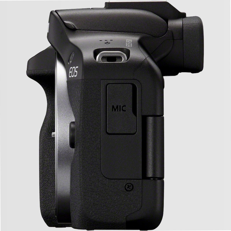 Fotocamera Mirrorless Canon EOS R50 + Obiettivo RF-S 18-150mm