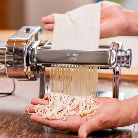 Macchina per la pasta Bimby con motore
