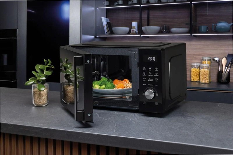Forno a microonde con grill Hisense H20MOBSD1HG Nero