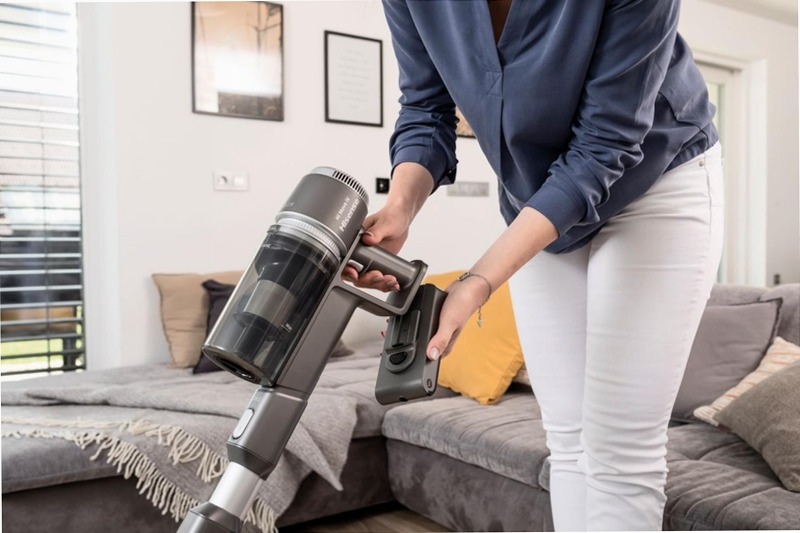 Scopa elettrica HVC6464A - Hisense 0.5lt A Antracite 400w