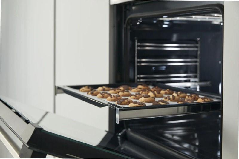 Forno Hisense BSA65226AB - Classe A 77 Nero