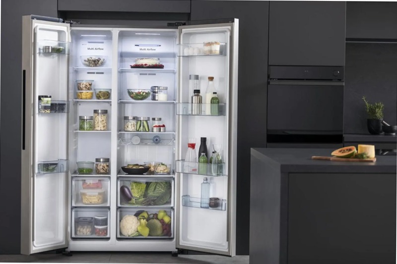 Hisense REFRIG HZF5508UEB RS711N4ACE Acciaio E Side by Side 358lt