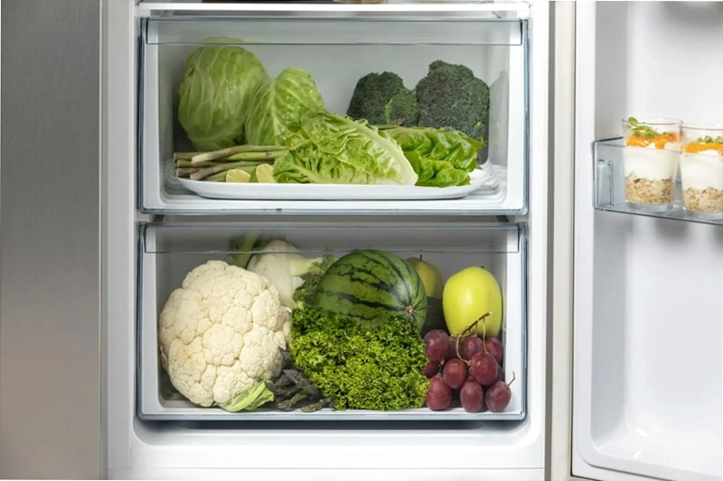Hisense REFRIG HZF5508UEB RS711N4ACE Acciaio E Side by Side 358lt