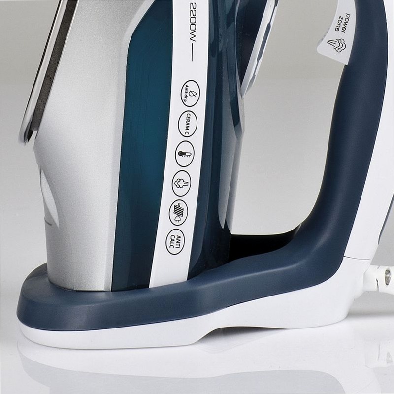 Ferro da Stiro ST60 - Potenza e Funzionalità Acciaio 450lt