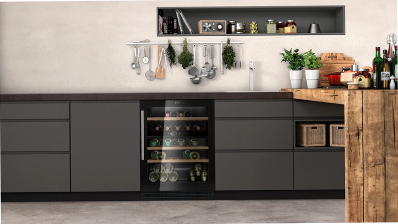 N70 Cantinetta vino da incasso 81.8 x 59.8 cm