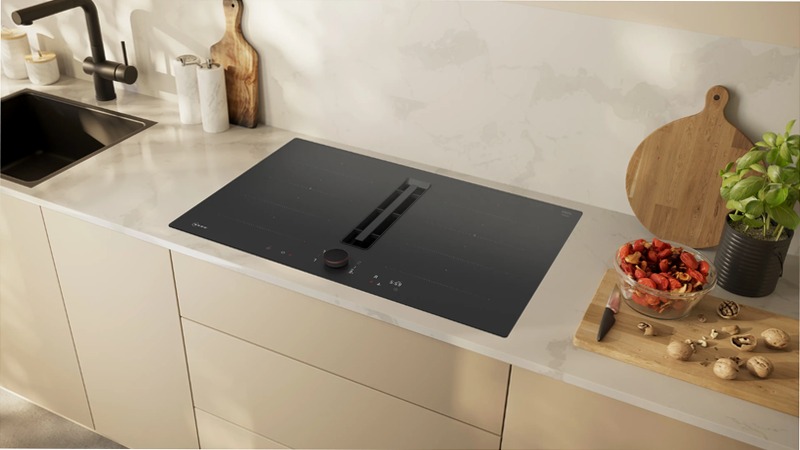 N 90 Piano a induzione con cappa integrata 80 cm