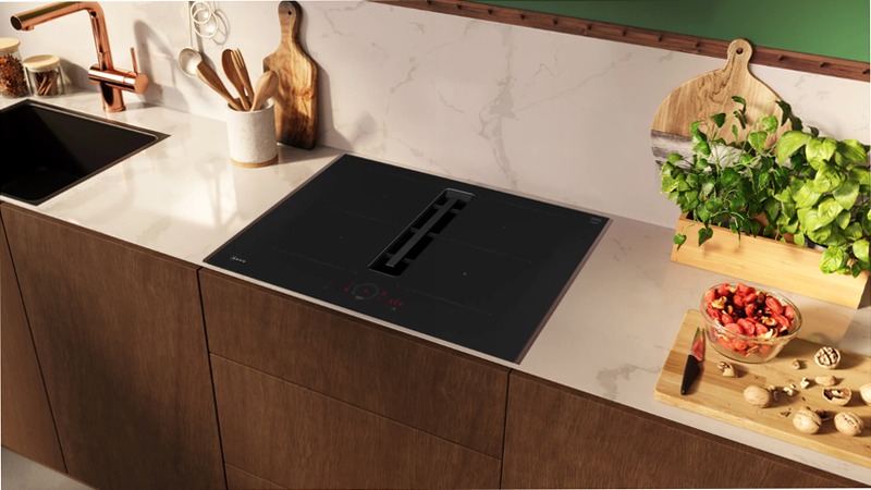 N 70 Piano a induzione con cappa integrata
