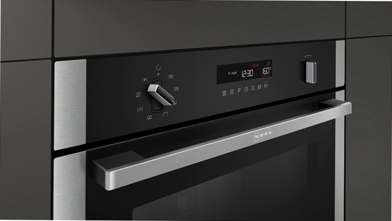 Microonde N 50 con Funzione Vapore
